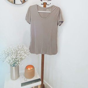 Zyia Tee